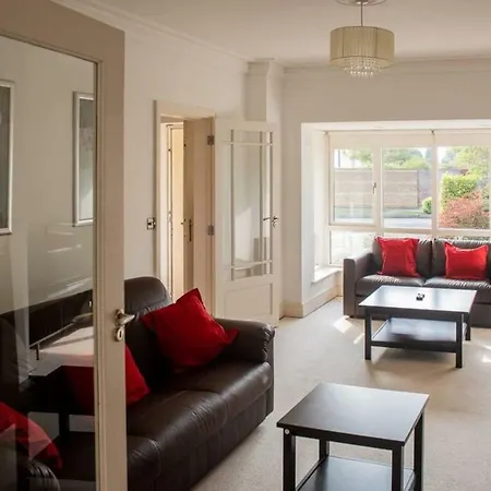 Holiday home Kelston Townhouse *
