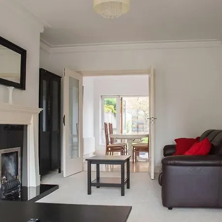 Kelston Townhouse